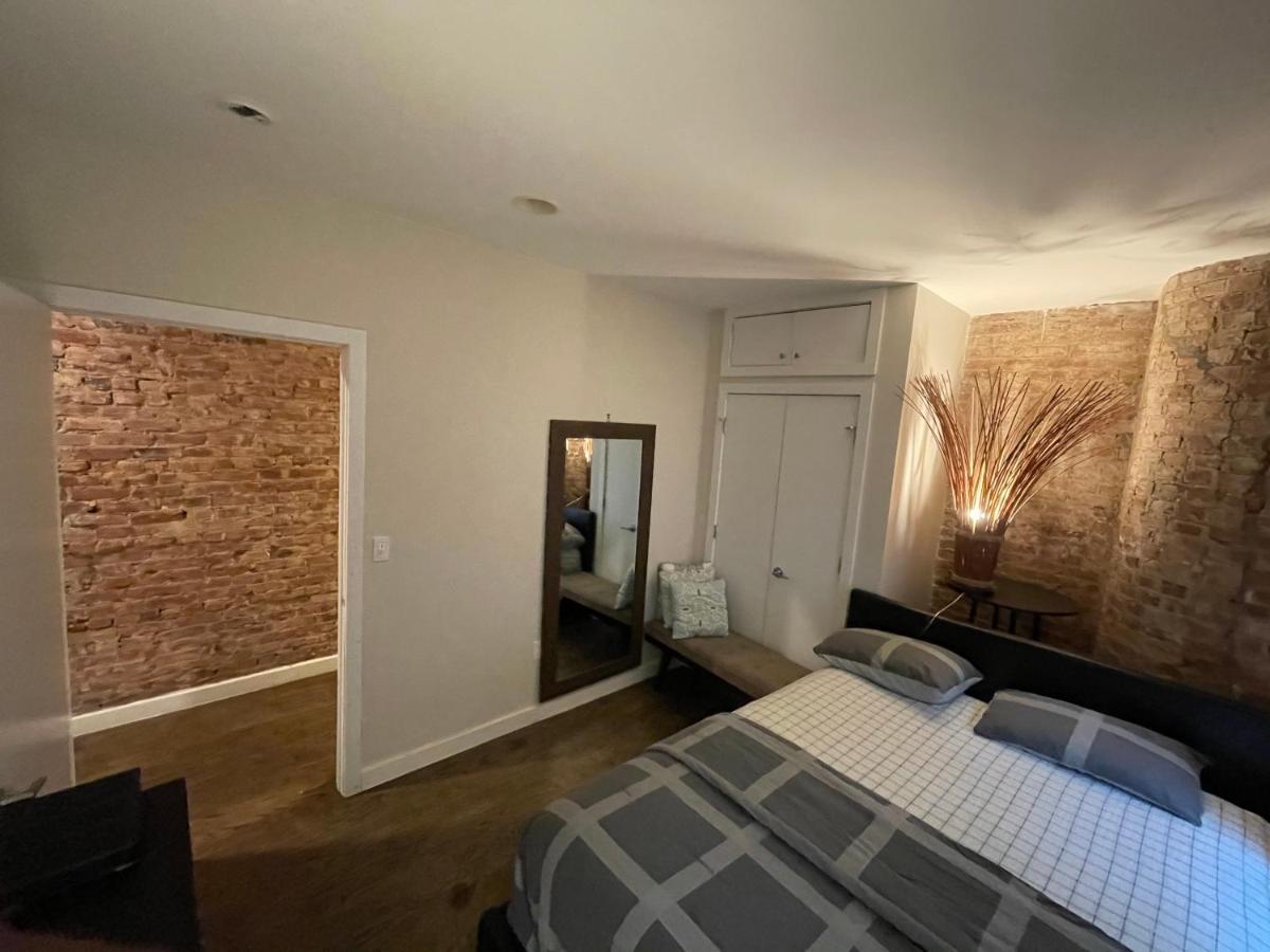 Beautiful In Newly Renovated Apt Habitación en casa particular